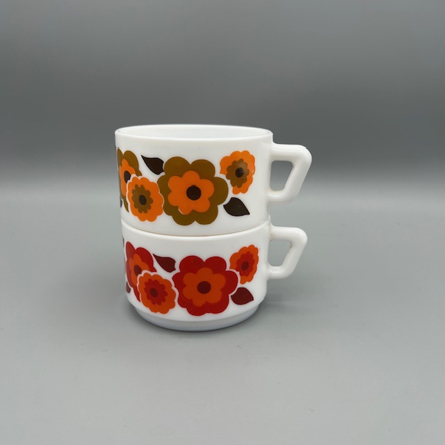 margueriteetsimone.com-tasse-arcopal-lotus-vintage