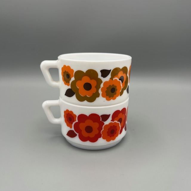 margueriteetsimone.com-tasse-arcopal-lotus-vintage