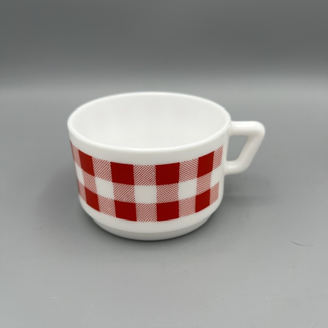 tasse arcopal vichy