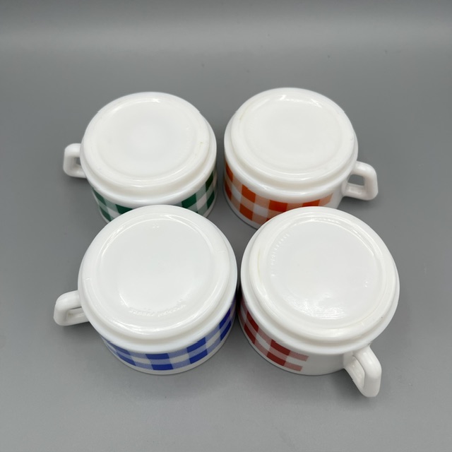tasse arcopal vichy