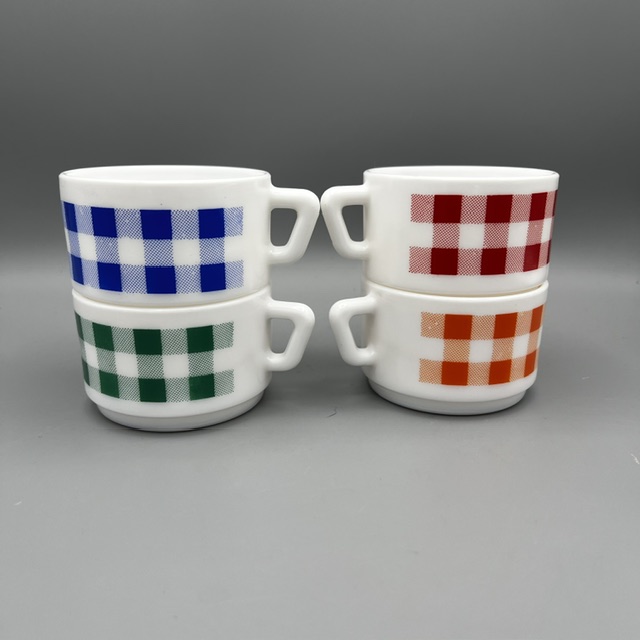 tasse arcopal vichy