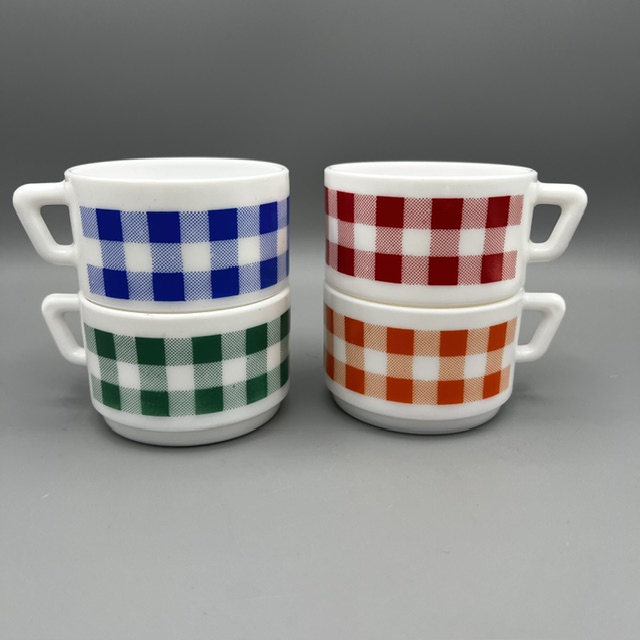 tasse arcopal vichy